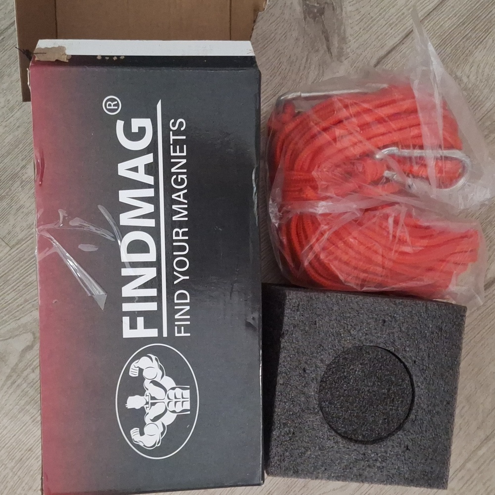 Red Magnetic Hook Set